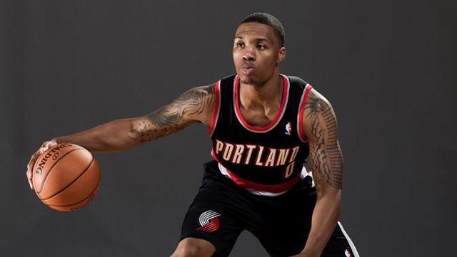 也夹带了球 也夹带了球