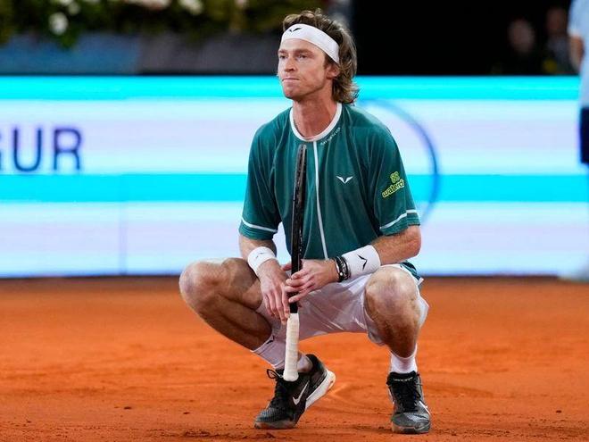 球员才能发 球员才能发