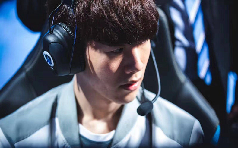 面纷纷以 面纷纷以