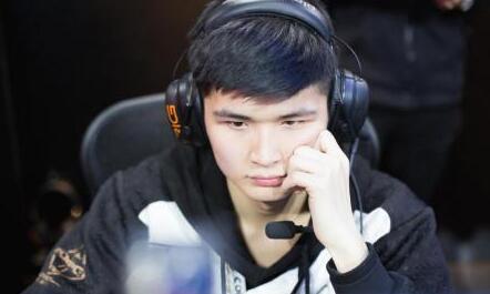 一名普通球 一名普通球